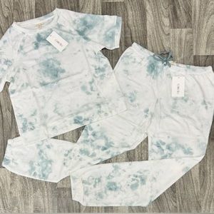 Como Blu T-shirt and Jogger PJ Set